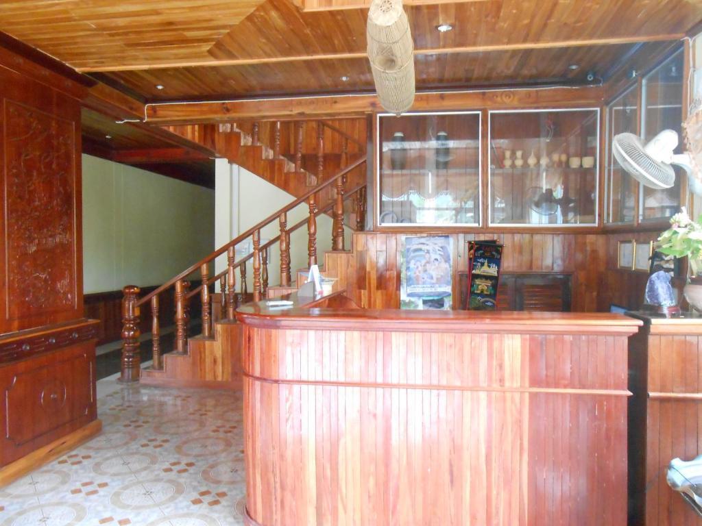 Khampaseuth Hotel Vang Vieng Exteriör bild