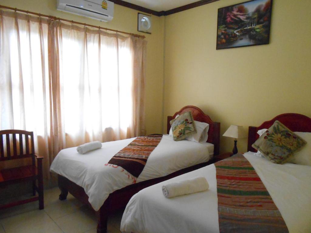 Khampaseuth Hotel Vang Vieng Rum bild